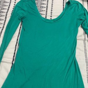 Medium green woman’s top